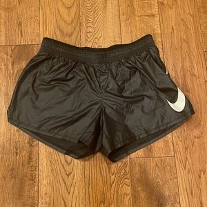 Nike Womens running shorts NWT